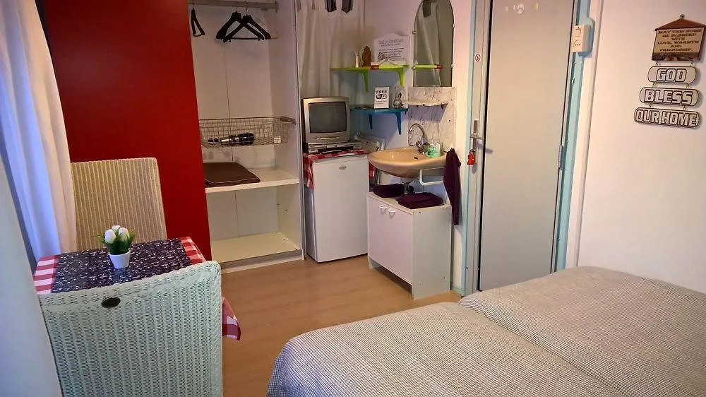 Bed And Breakfast Amsterdam Holy Dove